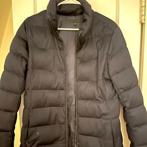 Uniqlo Women’s Puffer Down Jacket navy blue size large